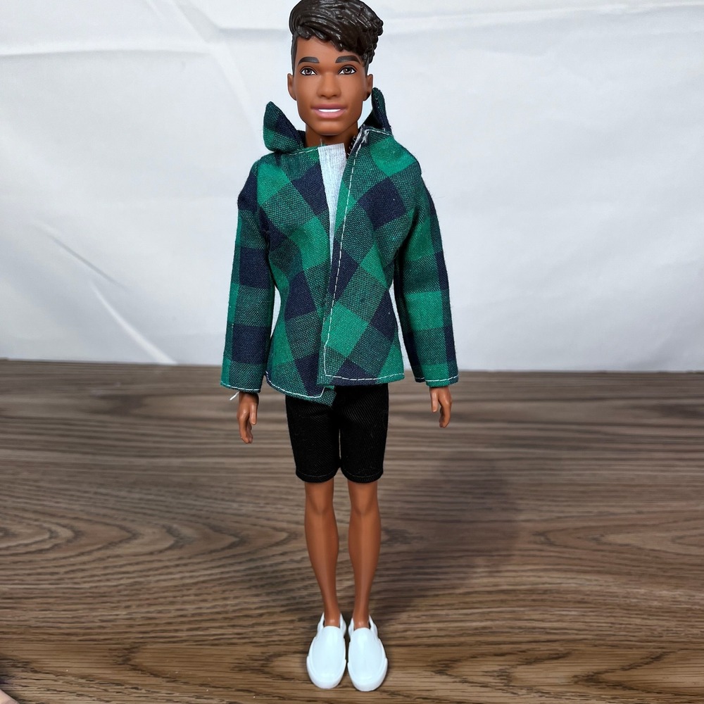 Mattel Ken Fashionistas Doll 164 Green Plaid Flannel Jacket GRB44 blk ken